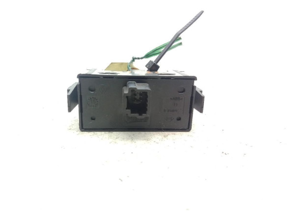 SinValor INTERRUPTOR WARNING RENAULT MEGANE III Fastback (BZ0_) |Desguaces La Cabaña