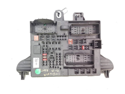 CAJA FUSIBLES INTERIOR (BSI)|Desguaces La Cabaña