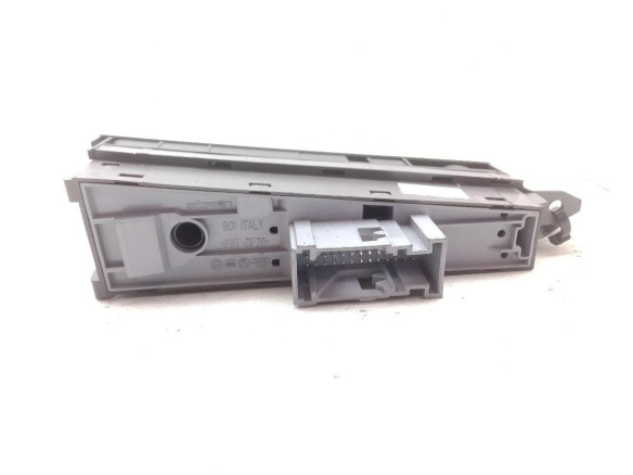 3AB927137 INTERRUPTOR FRENO MANO ELECTRICO VW PASSAT (362) |Desguaces La Cabaña