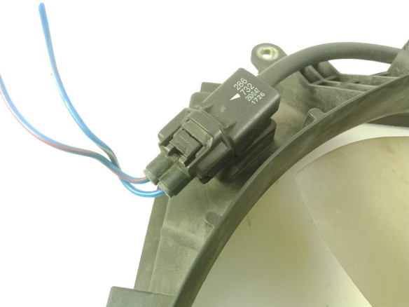 1636328060 ELECTROVENTILADOR TOYOTA RAV 4 II (_A2_)|Desguaces La Cabaña