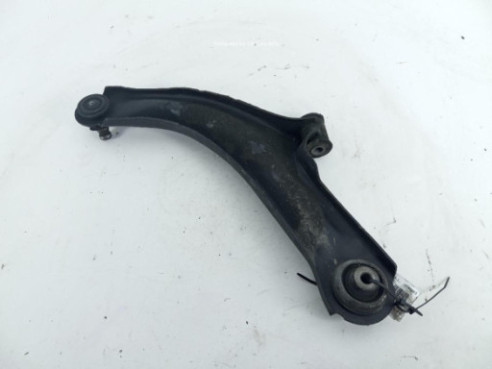 BRAZO SUSPENSION DEL DER INF RENAULT CLIO III (BR0/1, CR0/1) |Desguaces La Cabaña