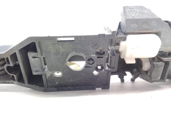 MANILLA PUERTA LAT TRA IZQ EXT RENAULT CLIO III (BR0/1, CR0/1) |Desguaces La Cabaña