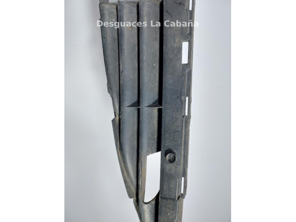 REJILLA PARAGOLPES DEL CENTRAL PEUGEOT 206 Fastback (2A/C) |Desguaces La Cabaña