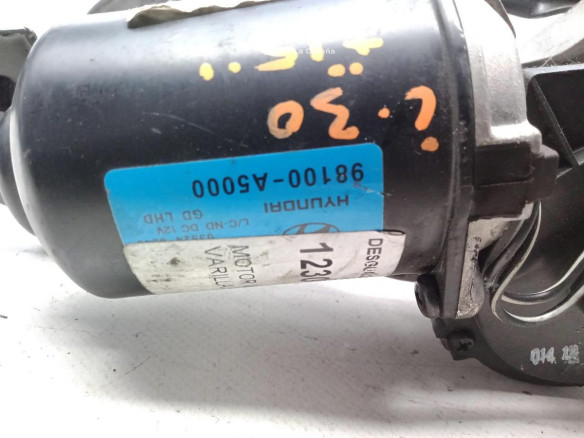 86100A5000 MOTOR LIMPIAPARABRISAS DEL HYUNDAI i30 (GD) |Desguaces La Cabaña