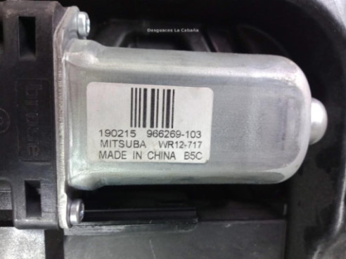 31674757 ELEVALUNAS PUERTA LAT DEL DER VOLVO XC40 (536) |Desguaces La Cabaña