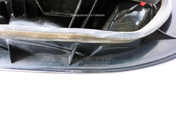 7700428320 PILOTO TRA IZQ EXT RENAULT MEGANE I (BA0/1_) |Desguaces La Cabaña