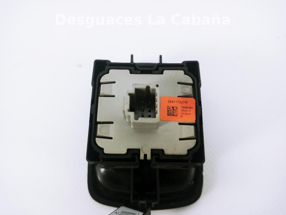 254117227R MANDO ELEVALUNAS PUERTA LAT DEL IZQ SMART FORFOUR Fastback (453) |Desguaces La Cabaña