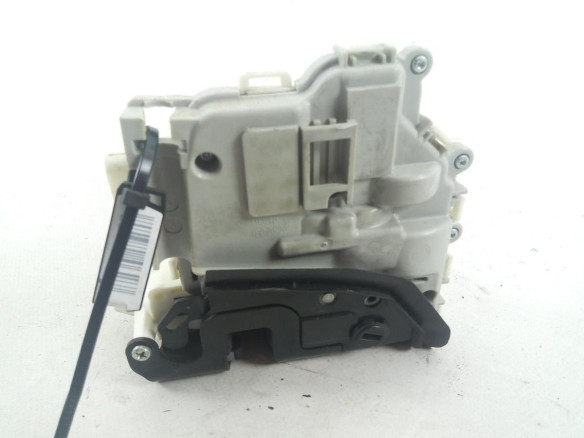 8X0839016E CERRADURA PUERTA LAT TRA DER AUDI A4 (8W2, B9) |Desguaces La Cabaña