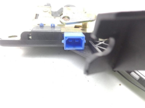 8E5827505 CERRADURA PORTON / TAPA MALETA AUDI A4 (8E2, B6) |Desguaces La Cabaña