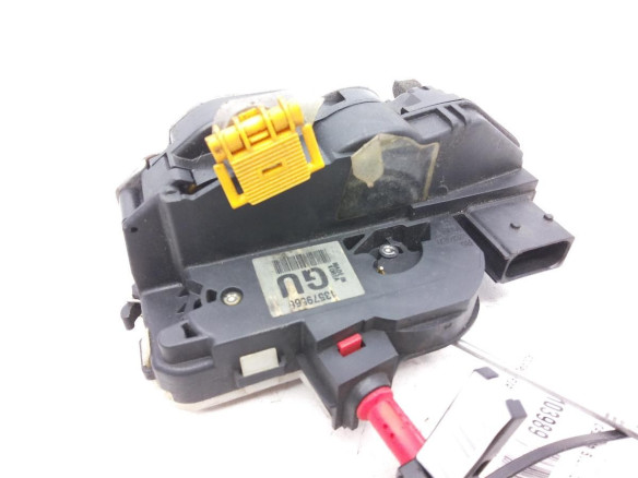 13579566 CERRADURA PUERTA LAT DEL DER OPEL ZAFIRA TOURER C (P12) |Desguaces La Cabaña