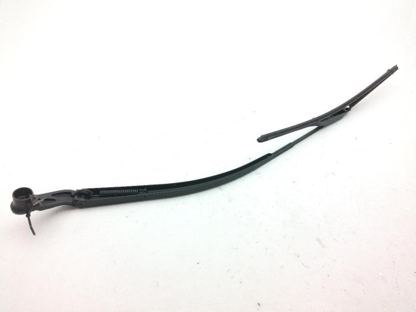 BRAZO LIMPIAPARABRISAS DEL IZQ MAZDA 6 Ranchera familiar (GJ, GL) |Desguaces La Cabaña