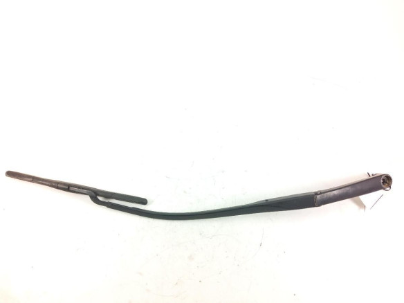 98320A2000 BRAZO LIMPIAPARABRISAS DEL DER KIA CEE'D (JD) |Desguaces La Cabaña