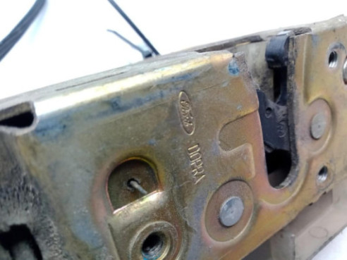 CERRADURA PUERTA LAT TRA DER FORD MONDEO I Sedán (GBP) |Desguaces La Cabaña