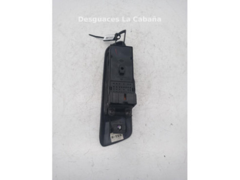 MANDO ELEVALUNAS PUERTA LATERAL DELANTERO IZQUIERDO|Desguaces La Cabaña 2