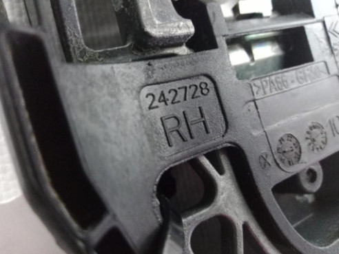 242728RH MANILLA PUERTA LAT DEL DER EXT OPEL MOKKA |Desguaces La Cabaña