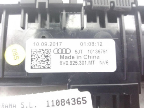 8V0925301MT INTERRUPTOR WARNING AUDI A3 Sportback (8VA, 8VF) |Desguaces La Cabaña