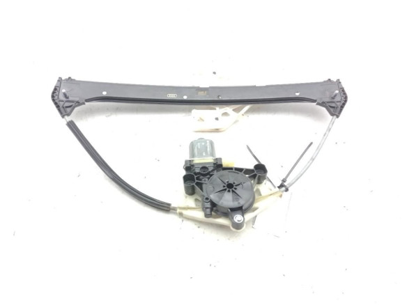 8V4839462 ELEVALUNAS PUERTA LAT TRA DER AUDI A3 Sportback (8VA, 8VF) |Desguaces La Cabaña