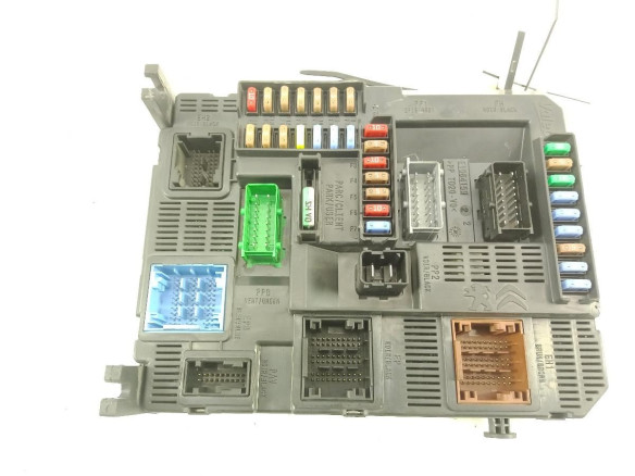 9807531680 CAJA FUSIBLES INTERIOR (BSI) PEUGEOT 208 |Desguaces La Cabaña