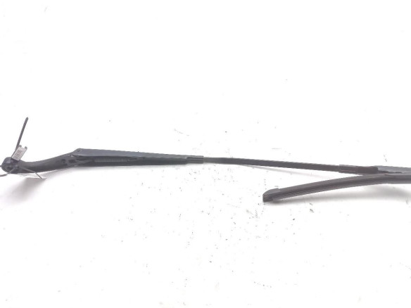 8V1955408C BRAZO LIMPIAPARABRISAS DEL DER AUDI A3 Sportback (8VA, 8VF) |Desguaces La Cabaña