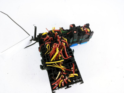 CAJA FUSIBLES INTERIOR (BSI)|Desguaces La Cabaña