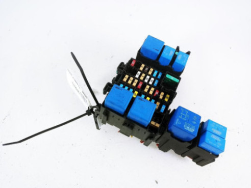 CAJA FUSIBLES INTERIOR (BSI)|Desguaces La Cabaña 2