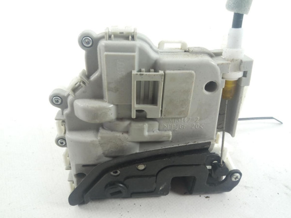 8X0839015E CERRADURA PUERTA LAT TRA IZQ AUDI A4 (8W2, B9) |Desguaces La Cabaña