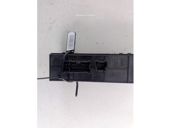 254013NA0B MANDO ELEVALUNAS PUERTA LAT DEL IZQ NISSAN LEAF (ZE0) |Desguaces La Cabaña