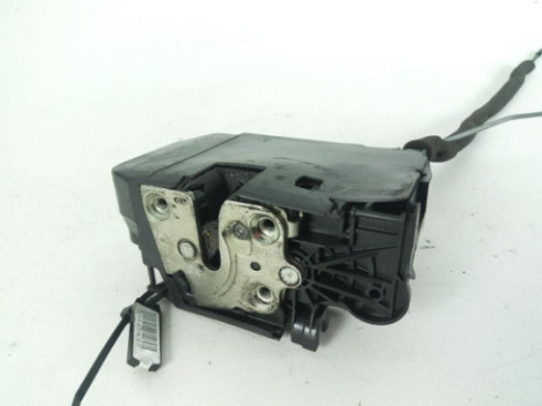 5801529301B CERRADURA PUERTA LAT DEL IZQ IVECO DAILY VI Caja/Chasis |Desguaces La Cabaña