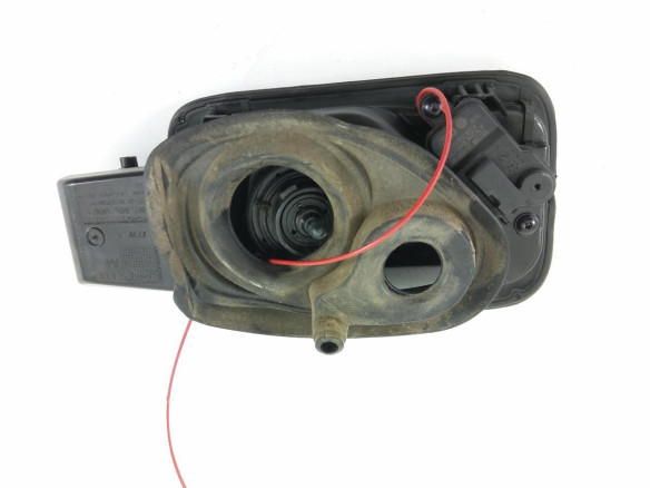 TAPA COMBUSTIBLE AUDI A4 Avant (8W5, B9) |Desguaces La Cabaña