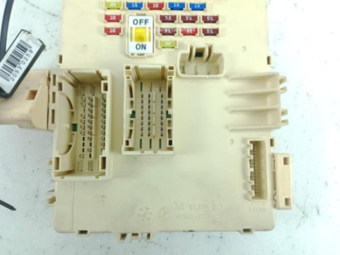 CAJA FUSIBLES INTERIOR (BSI)|Desguaces La Cabaña 2