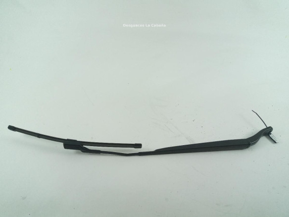 9822931880 BRAZO LIMPIAPARABRISAS DEL DER PEUGEOT 2008 II |Desguaces La Cabaña