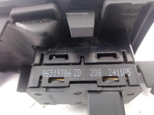 96519386ZD MANDO ELEVALUNAS PUERTA LAT DEL DER CITROEN C6 (TD_) |Desguaces La Cabaña