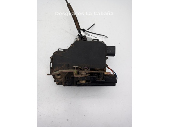 CERRADURA PUERTA LAT DEL DER VW PASSAT (3B2) |Desguaces La Cabaña