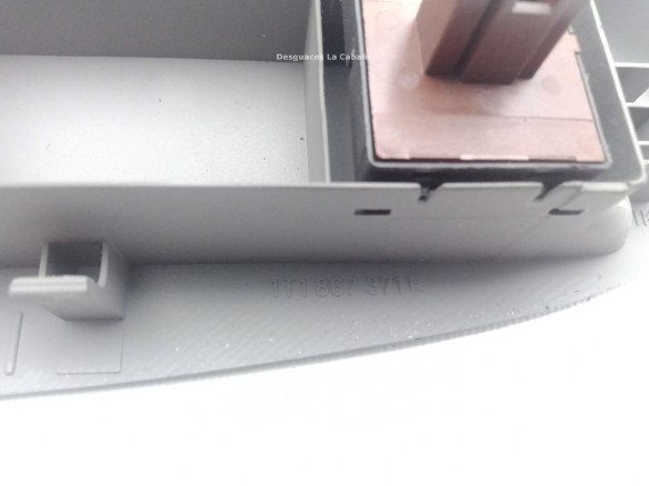 1T1867371E MANDO ELEVALUNAS PUERTA LAT DEL IZQ VW CADDY III Furgón (2KA, 2KH, 2CA, 2CH) |Desguaces La Cabaña