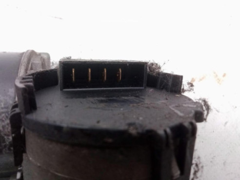 MOTOR LIMPIAPARABRISAS DEL VW PASSAT (3B2) |Desguaces La Cabaña