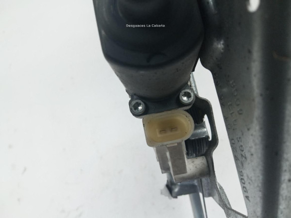 A9067200146 ELEVALUNAS PUERTA LAT DEL DER VW CRAFTER 30-50 Furgón (2E_) |Desguaces La Cabaña