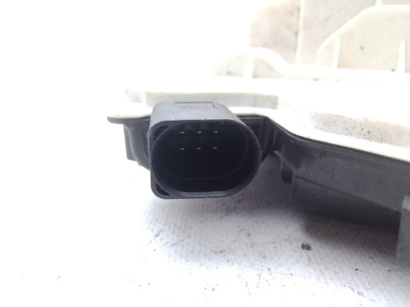 5N0839015D CERRADURA PUERTA LAT TRA IZQ VW PASSAT CC (357) |Desguaces La Cabaña