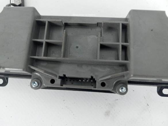 A9068701910 INTERRUPTOR WARNING VW CRAFTER 30-50 Furgón (2E_) |Desguaces La Cabaña