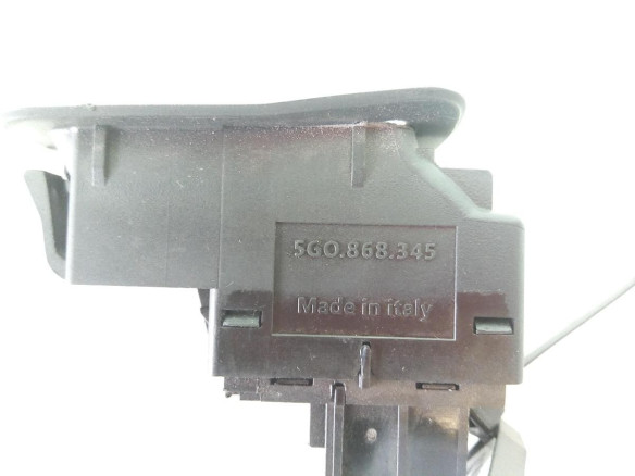 5G0868345 MANDO ELEVALUNAS PUERTA LAT TRA DER VW GOLF VII (5G1, BQ1, BE1, BE2) |Desguaces La Cabaña