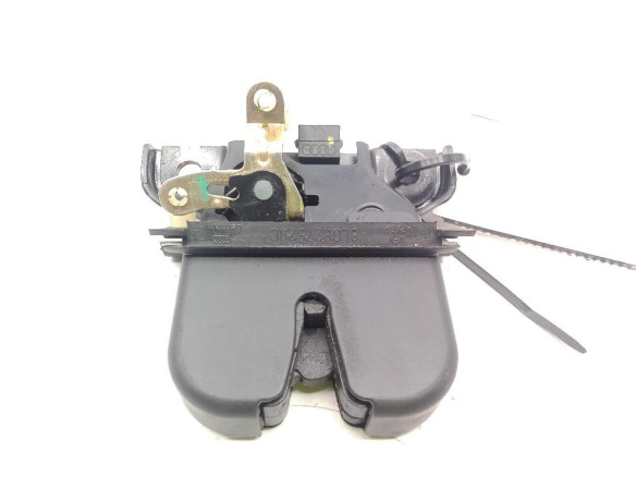 261000 CERRADURA PORTON / TAPA MALETA AUDI A3 (8L1) |Desguaces La Cabaña