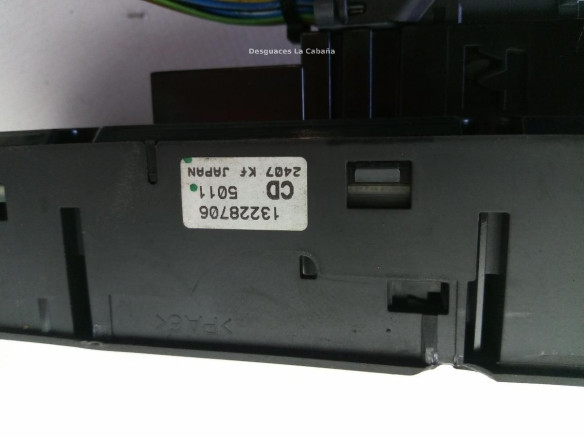 13228706CD MANDO ELEVALUNAS PUERTA LAT DEL IZQ OPEL ASTRA H (A04) |Desguaces La Cabaña