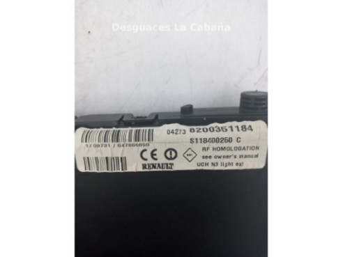 8200351184 CAJA FUSIBLES INTERIOR (BSI) RENAULT SCÉNIC II (JM0/1_) |Desguaces La Cabaña