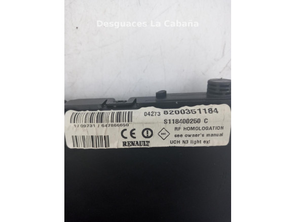 8200351184 CAJA FUSIBLES INTERIOR (BSI) RENAULT SCÉNIC II (JM0/1_) |Desguaces La Cabaña