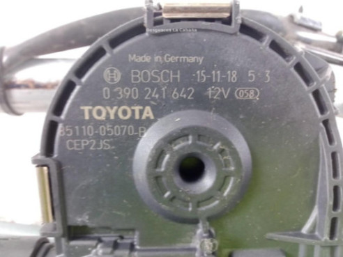 8501005080K MOTOR LIMPIAPARABRISAS DEL TOYOTA AVENSIS Ranchera familiar (_T27_) |Desguaces La Cabaña