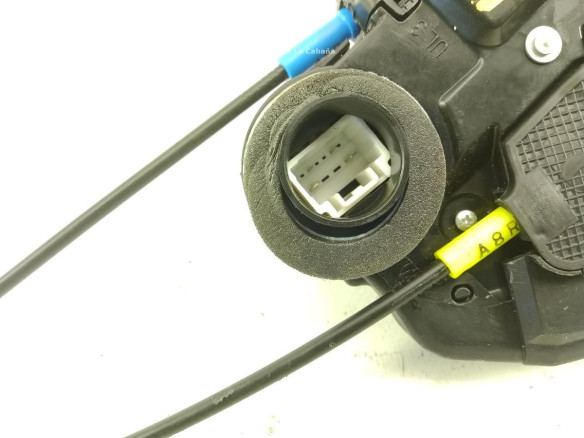 CERRADURA PUERTA LAT TRA IZQ TOYOTA AURIS (_E18_) |Desguaces La Cabaña