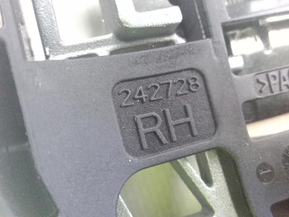 242728RH MANILLA PUERTA LAT TRA DER EXT PEUGEOT 508 |Desguaces La Cabaña