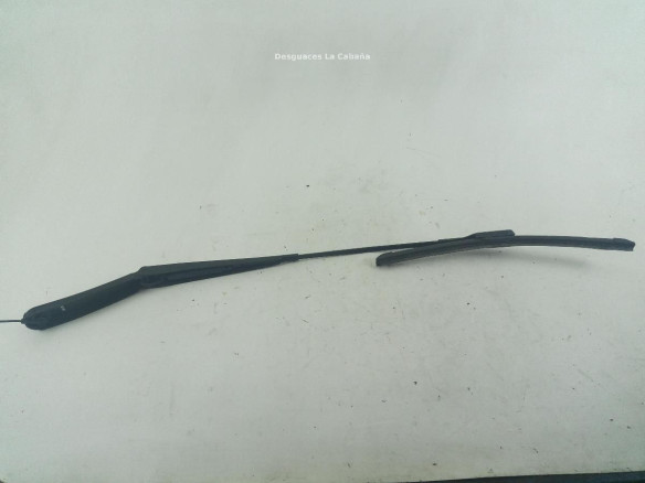 BRAZO LIMPIAPARABRISAS DEL DER BMW X1 (F48) |Desguaces La Cabaña