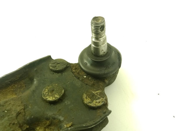BRAZO SUSPENSION DEL DER INF OPEL VECTRA A (J89) |Desguaces La Cabaña