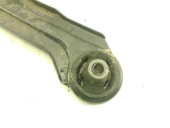 BRAZO SUSPENSION DEL DER INF OPEL VECTRA A (J89) |Desguaces La Cabaña