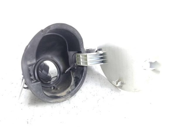 1353354080 TAPA COMBUSTIBLE PEUGEOT BIPPER (AA_) |Desguaces La Cabaña